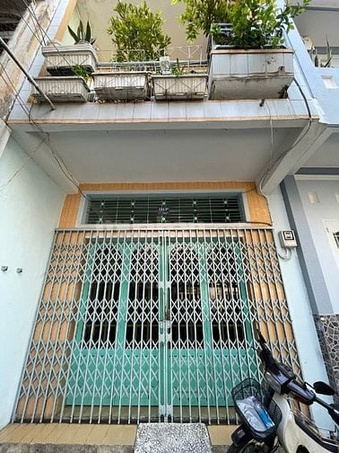 Bán nhà hẻm 131 Tô Hiến Thành Q10, 54,5m2 hẻm rộng, thông, nở hậu, SHR
