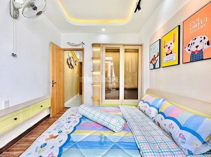 Bán nhà Kỳ Đồng, Quận 3 – 4,3 tỷ  Diện tích: 69m² Vị trí trung tâm