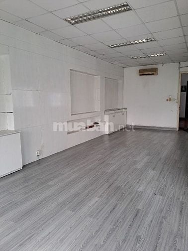 Văn phòng tiện ích Khánh Hội Q4, trục lộ chính giao thoa Q1 và Q7
