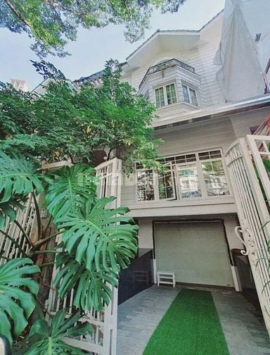 Cho thuê ViILLA MINI - TRẦN QUANG DIỆU, Quận 3 - HẺM OTO 