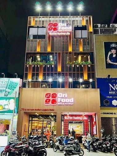 CHO THUÊ NHÀ MẶT TIỀN - ĐƯỜNG SƯ VẠN HẠNH, QUẬN 10