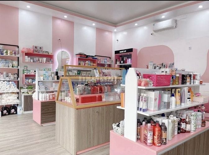 TUYỂN NHÂN VIÊN TƯ VẤN BÁN HÀNG TẠI SHOWROOM KHU VỰC Q1, Q3, Q10