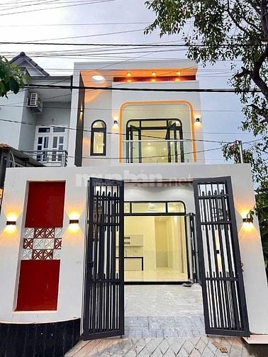 Bán nhà sổ riêng, chỉ 800 triệu sở hữu nggay, 100m2 cách mặt tiền 300m