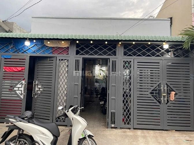 Bán gấp dãy trọ 8P 2 kiot ở An Hòa , TX Trảng Bàng 228m2 SHR giá 890tr