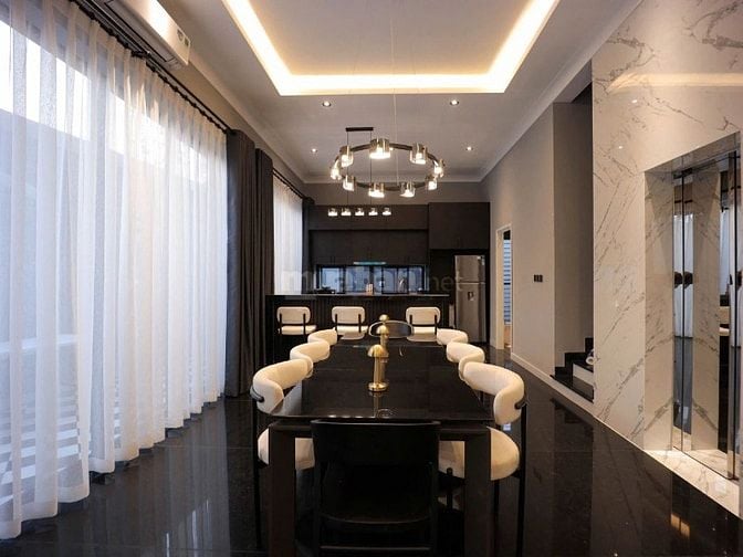 Cho thuê Biệt thự đường Đặng Thuỳ Trâm, Phường 13, Bình Thạnh