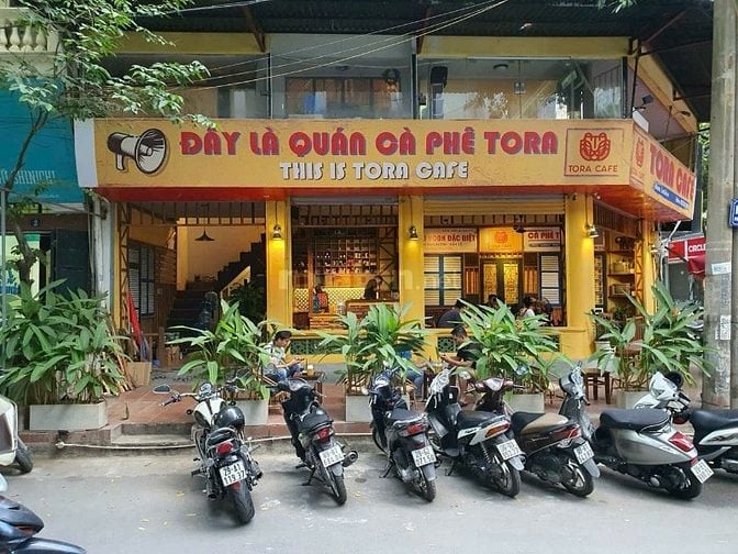 Cho thuê nhà mặt Phố Đặng Tiến Đông 160mx2T mặt tiền 6.6m, Vị trí đẹp 