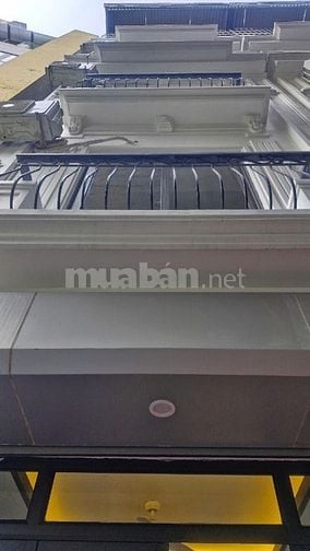 Bán nhà trong ngõ phố Lĩnh Nam, Hoàng Mai, DT 30 m2, 5 tầng