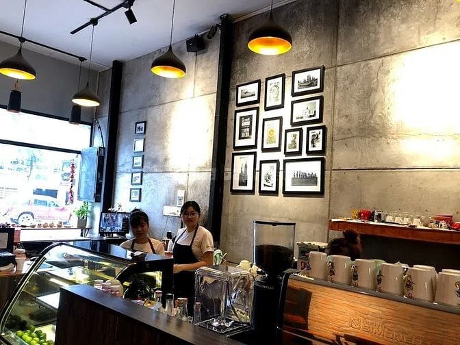 Tìm bạn phụ bán đồ uống Quận 11