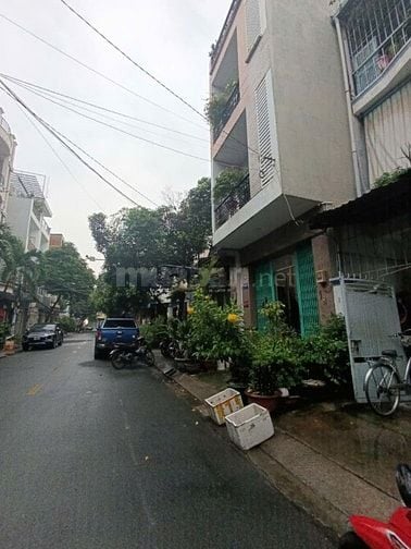 CHỈ 9,6 TỶ ANH CHỊ SỐ HỮU CĂN NHÀ MẶT TIỀN ĐS 9 DT(4X16) KẾT CẤU 1 TRỆ