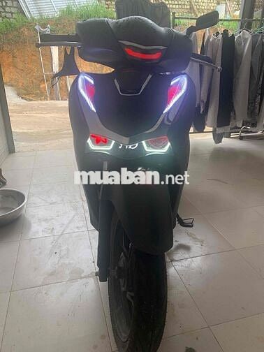 Em cần bán  xe SH 160i ABS 2024