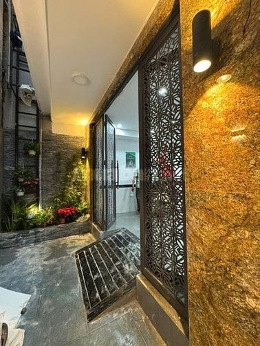 Bán tòa dòng tiền tại 508 Đường Láng Đống Đa Hà Nội giá 16,9 tỷ.