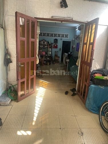 Bán nhà hẻm Đoàn Văn Bơ. SHR, pháp lý đầy đủ