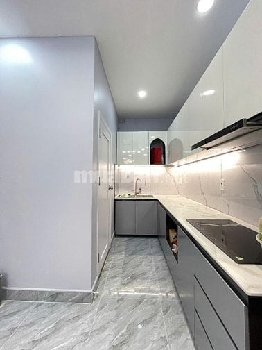 MT 8m hẻm Lê Văn Sĩ, Tân Bình, 2.8x14, nhà mới 2 tầng chỉ hơn 7tỷ