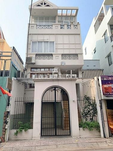 Nhà Mặt Tiền Nguyễn Trọng Tuyển| 5,5m x 18m| 1 hầm, 3 lầu