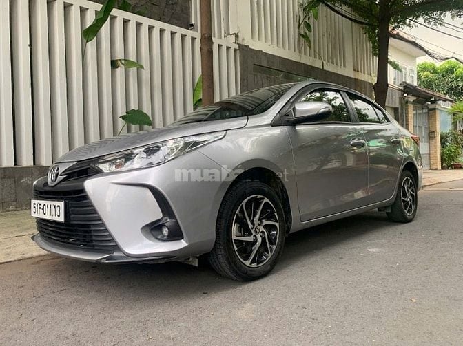 Gia đình bán xe Toyota Vios đời 2022 bản E-CVT số tự động