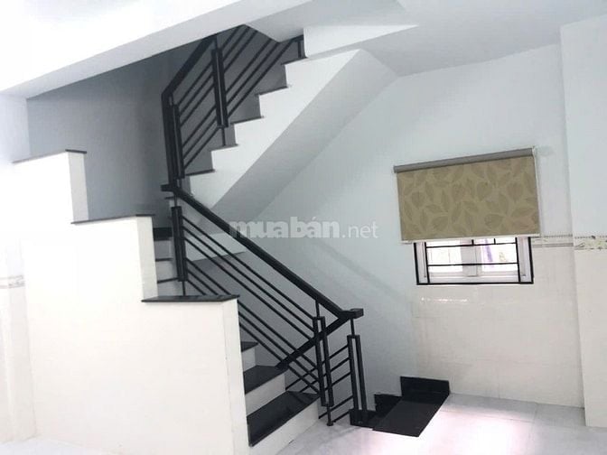 Nhà cho thuê nguyên căn Bùi Đình Tuý Bình Thạnh hẻm xe hơi