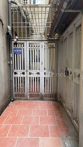 Cho thuê phòng trọ ngõ Xã Đàn, gần mặt phố xã đàn, hồ ba mẫu