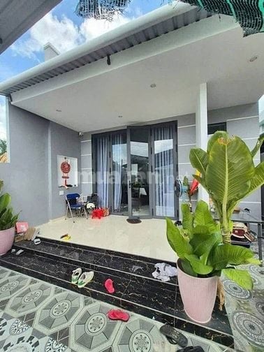 Bán gấp căn nhà cấp 4 ở Đ . Lê Thị Dệt , Củ Chi 100m2 SHR giá 789tr