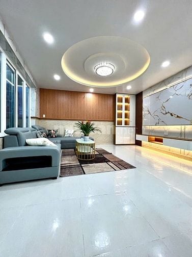 bán nhà q12 10x6(sd 180m2) 5 tầng gần đại học gtvt , giá 5.15 tỷ 