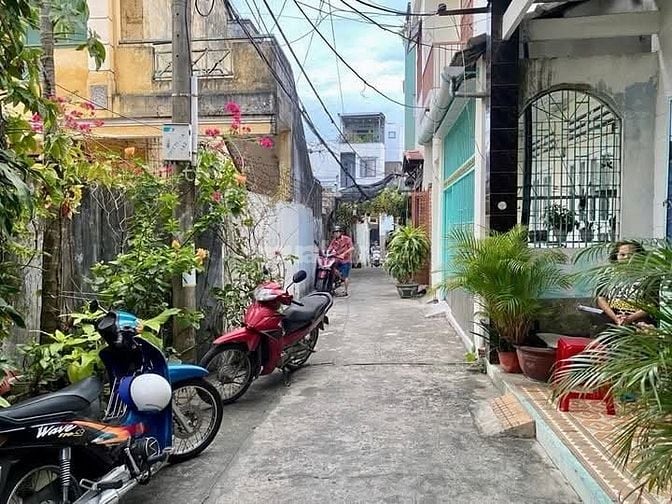 Bán gấp căn nhà mê lửng kiệt 121 Nguyễn Chí Thanh trung tâm Đà Nẵng 