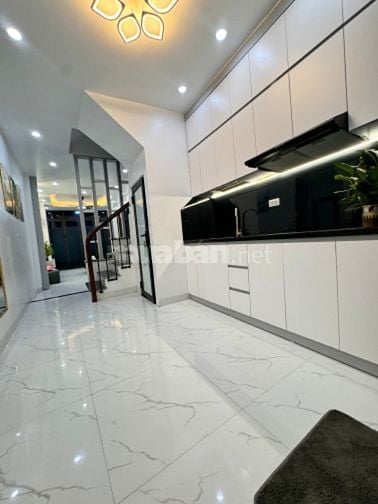  NHÀ NGUYÊN CĂN đường Khâm Thiên ,ĐỐNG ĐA- 4PN, 1PK- Full nội thất cao
