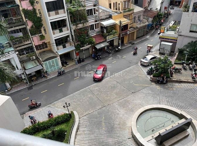 cho thuê giá rẻ nhà nguyên căn mặt tiền Quận 1 