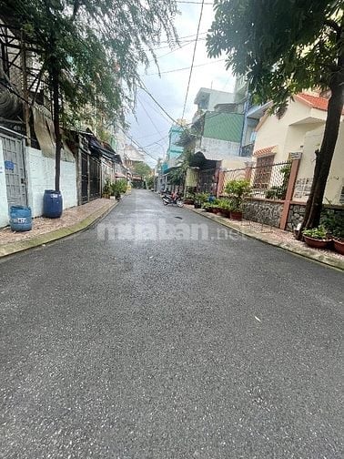 NGUYỄN OANH GÒ VẤP - HẺM XE HƠI TRÁNH - 4 x18 - 4 TẦNG - 7.8 TỶ CÒN TL