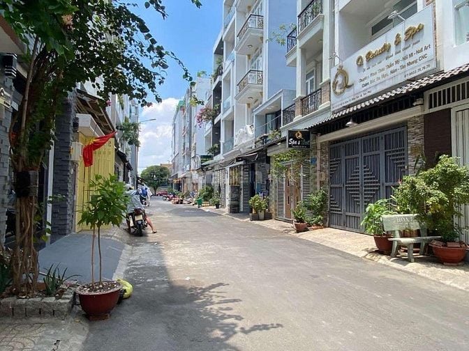 Hẻm 8m Tô Hiệu 5x17m đất 7.3 tỷ