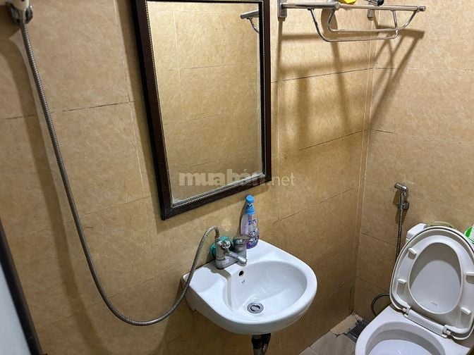 Cho thuê nhà phố hương viên, gần hồ hai bà trưng