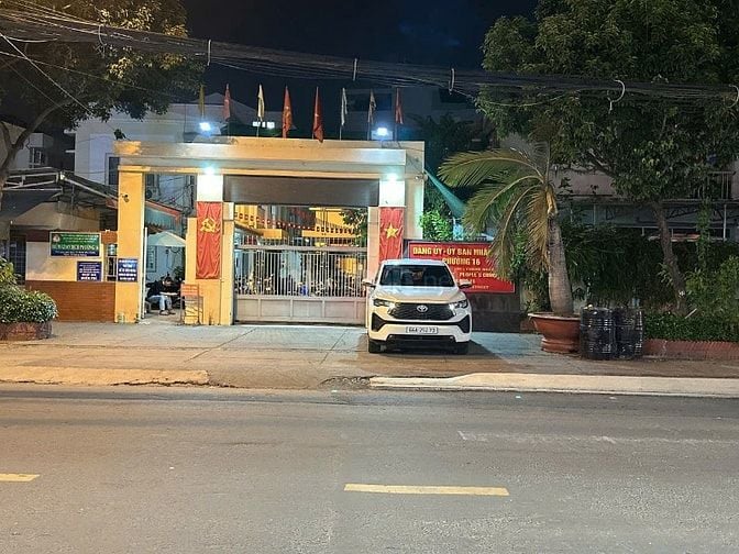 Nhà đẹp 4 tầng hẻm 318 Thống Nhất ngang 4.5m 63m2 gần UBND 8 tỷ xíu.