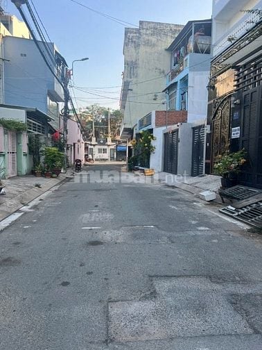 Bán nhà hẻm 5m đường số 27,P.Sơn Kỳ,DT: 4.2x8,1lầu.Giá:3.7tỷ