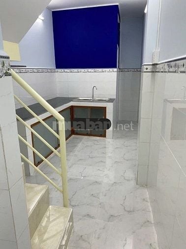Cho thuê nhà hẻm 4m(XH) Hồng Bàng, P.2, Q.6 giá 8tr