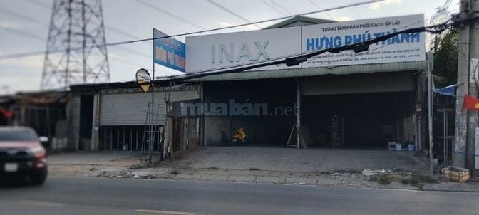 Mặt bằng kinh doanh ngang 11m sau 30m. Mặt tiền Quốc Lộ 50 
