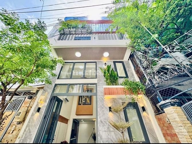 Sang gấp căn nhà ngay chợ Bà Chiểu đường Vũ Tùng, P2 60m2 giá 1tỷ860