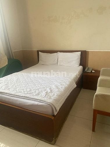 Cần sang khách sạn 32 phòng quận Bình Tân