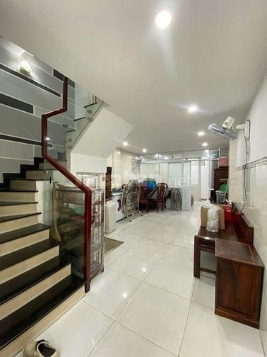 BÁN NHÀ 3/2 GIÁP Q5,Q10, HẺM Ô TÔ 5M, DT 53M2 NGANG 4M, 5 TẦNG. 