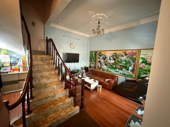 Bán Gấp nhà phố Đào Tấn- về quê ở