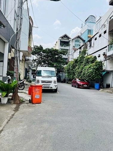 Bán nhà hẻm 8m đường Xóm Đất, Quận 11 giá giảm sâu 2TỶ900 - Full NT