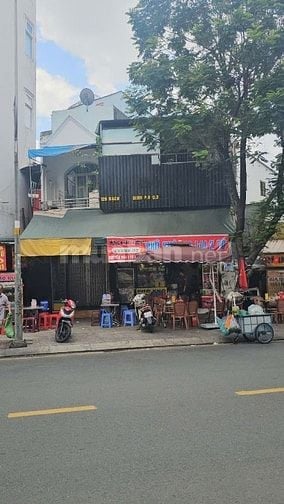 Cần bán gấp nhà mặt tiền Rạch Bùng Binh, Phường 9, Quận 3