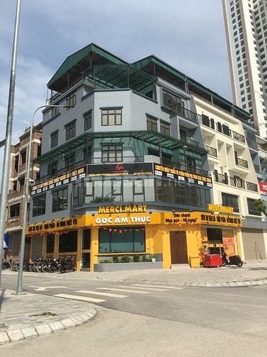 Cho thuê nhà mặt phố Nguyễn Cảnh Dị: 180m2, 3 tầng