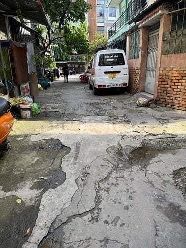 TÔ HIẾN THÀNH QUẬN 10 NGAY BIG C, HẺM Ô TÔ DT 50M2 5 TẦNG