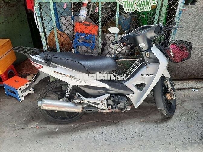 Cần đổi xe ra cho vợ chạy