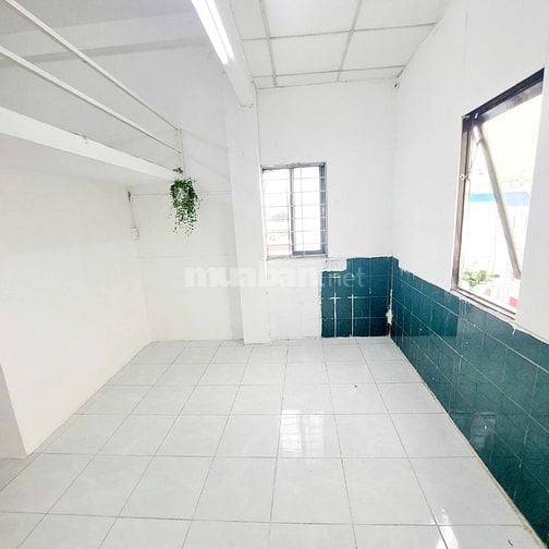 Phòng đẹp có Gác Lửng, Máy Lạnh - 26/42 Tân Sơn Nhì, Q.Tân Phú 