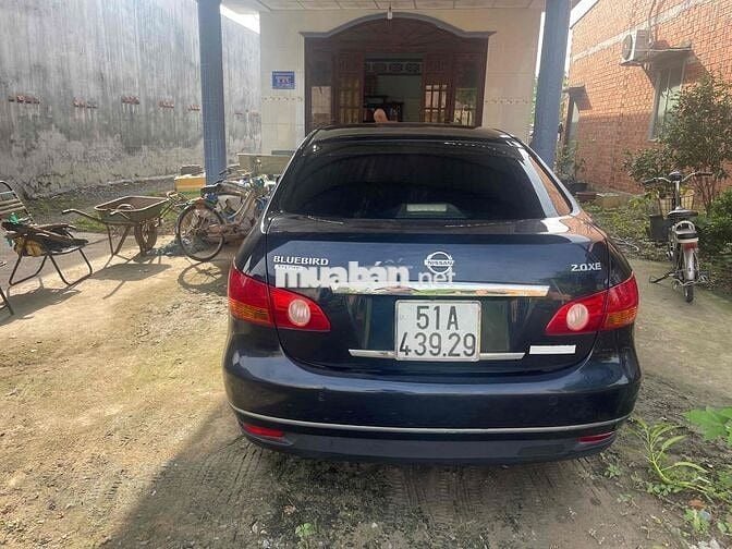 Nissan BlueBird 2009 - 77000 km