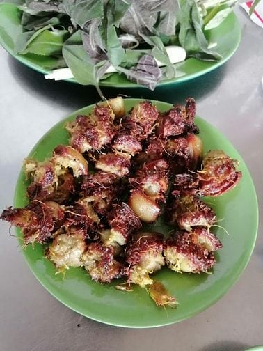 Tuyển phụ bếp NH Hải Sản 02 Seafood đường Song Hành