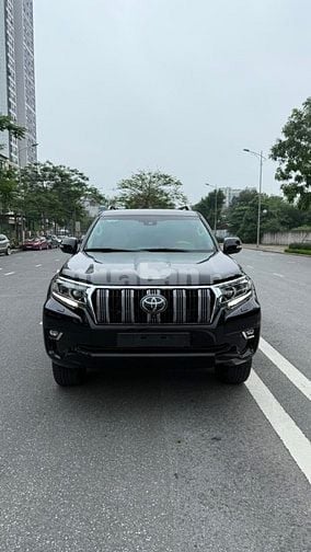 Toyota Prado VX Model 2022, 1 chủ. Xe cực mới.