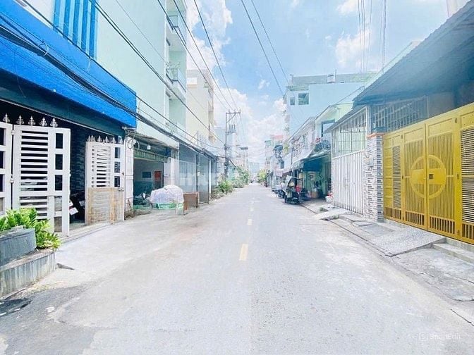 Bán Dãy Trọ 8 Phòng - Giá 1,2 Tỷ - Doanh thu 15tr/1tháng