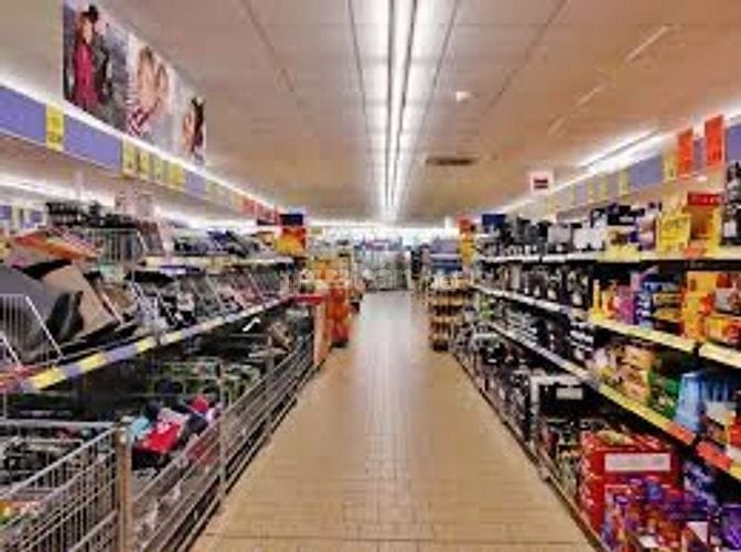 BỐ SUNG NHÂN SỰ HỆ THỐNG CHI NHÁNH TUYỂN 10 NAM NỮ LĐPT KV Q4