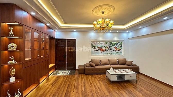 Chính chủ bán CHCC N04 Lê Văn Lương 120m2 giá 62tr/m2 full nội thất