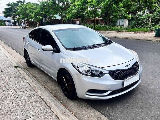 Kia K3 2016 Số sàn gia đình sử dụng, rất lợi xăng